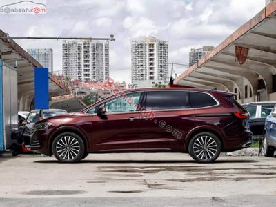 Xe Volkswagen Viloran Luxury 2025