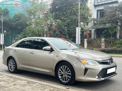 Xe Toyota Camry 2.5Q 2015