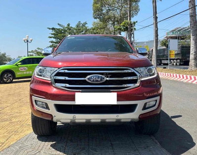 Ford Everest Titanium 2019 xe cá nhân đi lướt