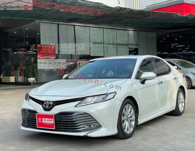 Xe Toyota Camry 2.0G 2021