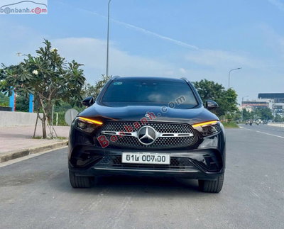 Xe Mercedes Benz GLC 300 4Matic 2023