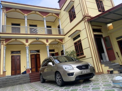 Kia Carens 2014 - 186000 km