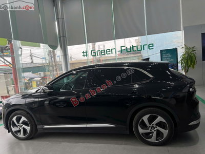 Xe VinFast VF8 Eco AWD 2023