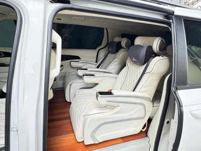 Kia Carnival 2022 Luxury 50000 km Trắng