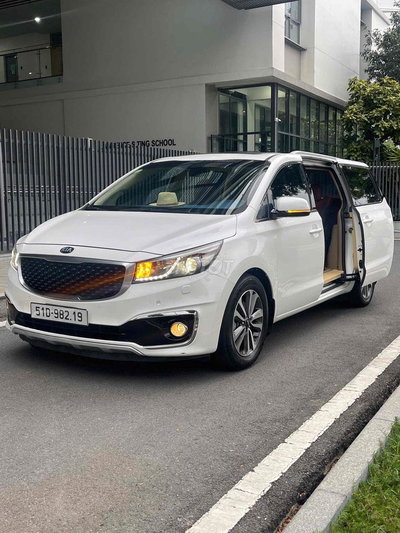 Kia Sedona 2016 3.3 GAT xe gia đinh