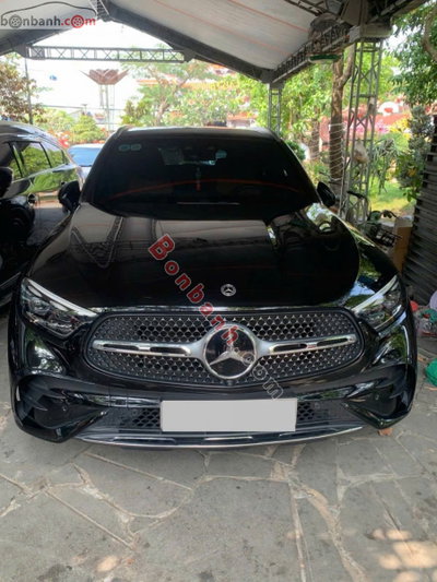 Xe Mercedes Benz GLC 300 4Matic 2023