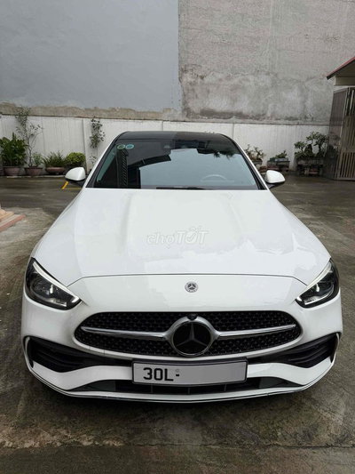 Mercedes C300 AMG 2023 Trắng
