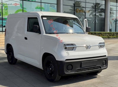 Xe VinFast EC Van AT 2025