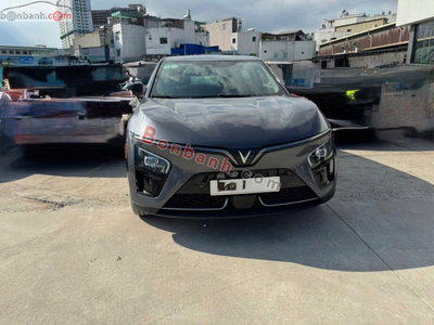 Xe VinFast VF7 S 2024