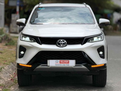 Toyota Fortuner Legender 2023 2.4G AT odo 89.000