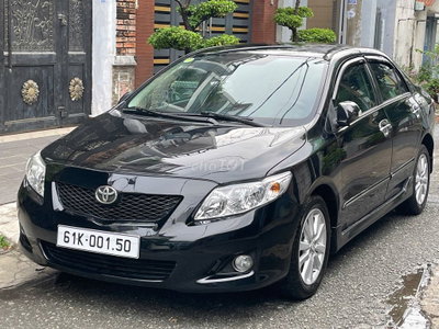 Altis 2010 bản 2.0V rất đẹp.