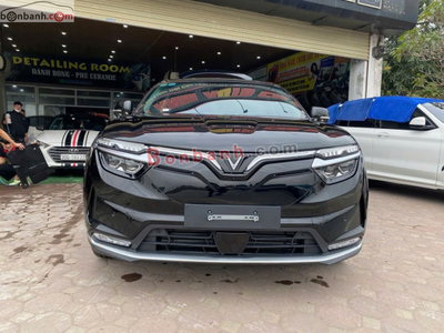 Xe VinFast VF8 Eco AWD 2023
