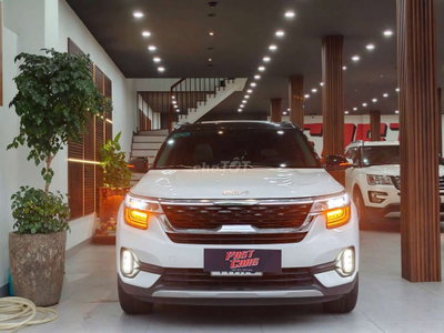 Kia Seltos 2022 Premium 1.4Turbo,màu trắng,1v2 km