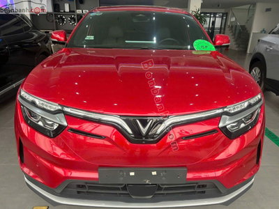 Xe VinFast VF8 Plus AWD 2023