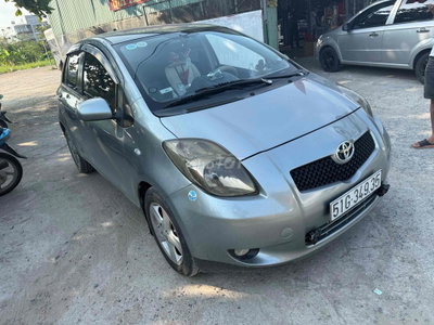 Toyota Yaris 2007 Bạc