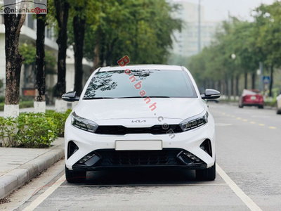Xe Kia K3 Premium 2.0 AT 2025