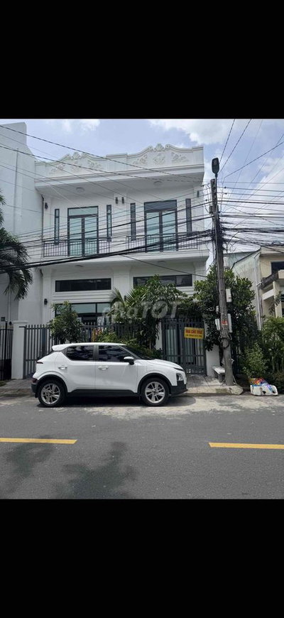 Cần ra 1 VF5 + 1 VF3