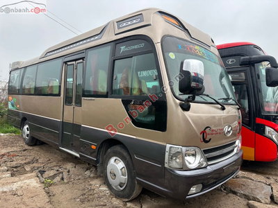 Xe Hyundai County 3.9L Thân dài 2016