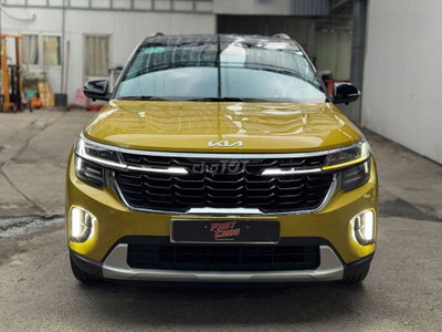 Kia Seltos 2024 Premium 1.5L, màu vàng,4v2 km