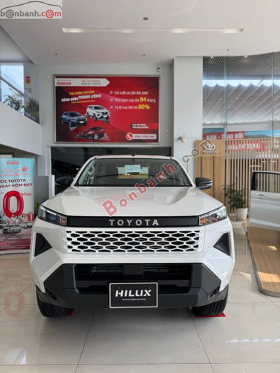 Xe Toyota Hilux Standard 2.8L 4x2 MT 2026