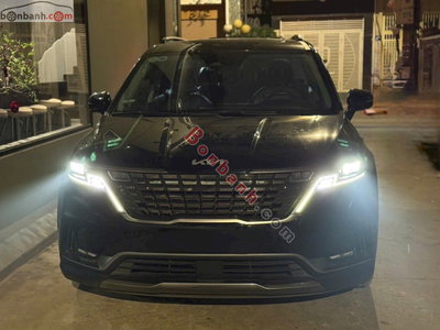 Xe Kia Carnival Signature 3.5G 2024