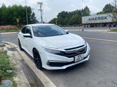 Honda Civic 2020 1.8G Trắng - 78000 km