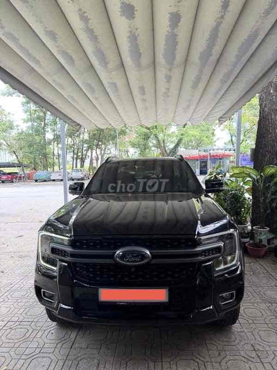 Ford Ranger XLS 2024 2.0 4x2 AT Đen