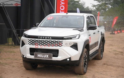 Xe Toyota Hilux Trailhunter 2.8L 4x4 AT 2026