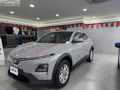 Xe VinFast VF6 Eco 2026