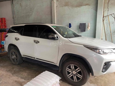 Toyota Fortuner 2017 2.4G 4x2 - 99000 km