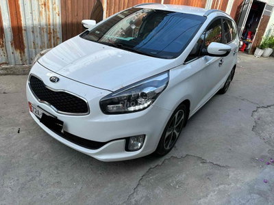 Kia Rondo đời 2016 Máy xăng Số tự động 7 chổ Odo k