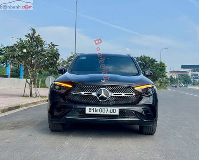 Xe Mercedes Benz GLC 300 4Matic 2023