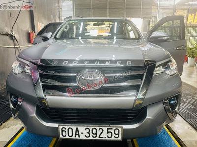 Xe Toyota Fortuner 2.4G 4x2 MT 2017