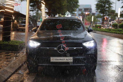 Xe Mercedes Benz GLC 300 4Matic 2024