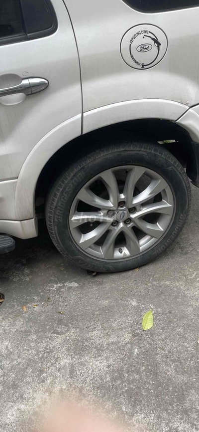 Ford Escape 2002 Trắng
