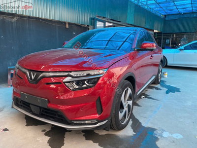 Xe VinFast VF8 Eco AWD 2023
