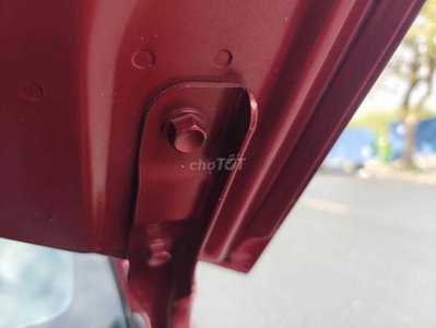 Hyundai Accent 2022, tự động, đỏ.