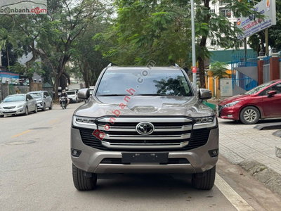 Xe Toyota Land Cruiser 3.5 V6 2024