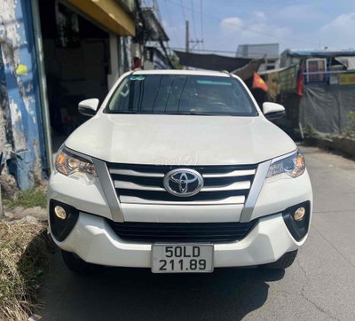 Toyota Fortuner 2020 2.4MT 4x2 MT - 89000 km