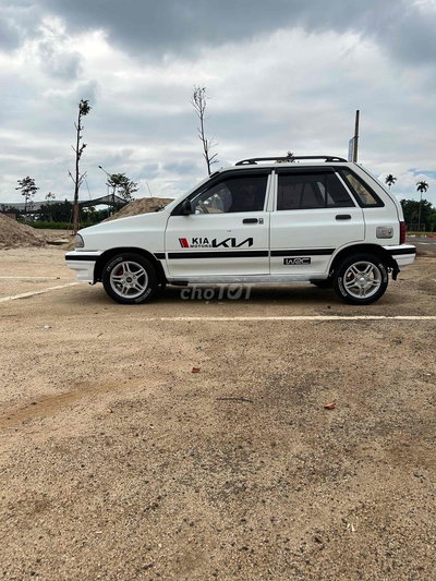 Kia CD5 màu Trắng