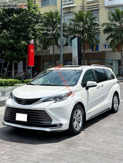 Xe Toyota Sienna Platinum 2.5 AT AWD 2021