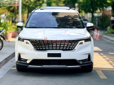 Xe Kia Carnival Signature 2.2D 2022