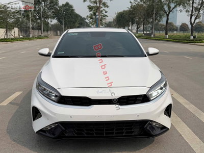 Xe Kia K3 Premium 2.0 AT 2025