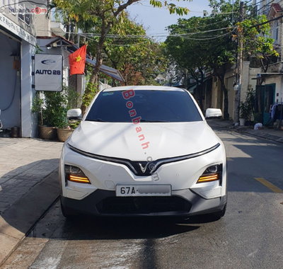 Xe VinFast VF6 Plus 2024