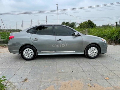 Hyundai Avante 2011 MT Xám