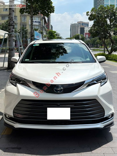 Xe Toyota Sienna Platinum 2.5 AT AWD 2021