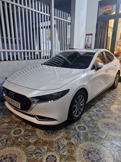 Mazda 3 2024 premium