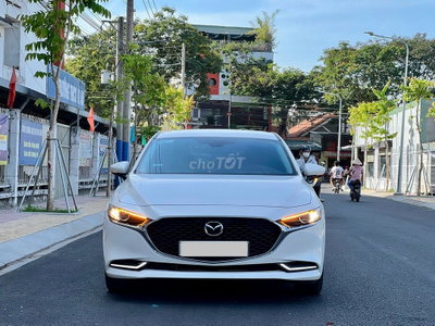 Mazda 3 1.5 Luxury đời 2024 màu trắng