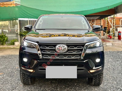 Xe Toyota Fortuner 2.4L 4x2 AT 2022
