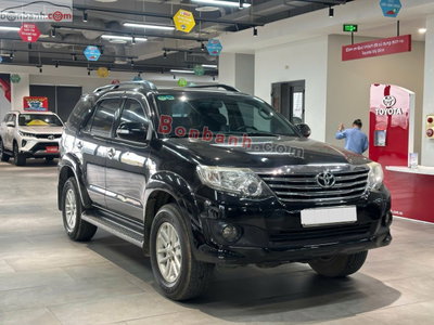 Xe Toyota Fortuner 2.7V 4x2 AT 2013